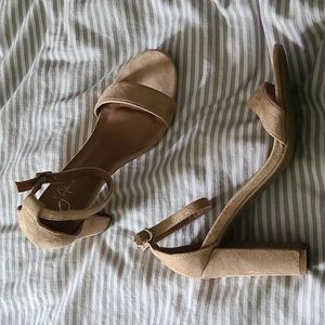 Suede heels, size 9 women's